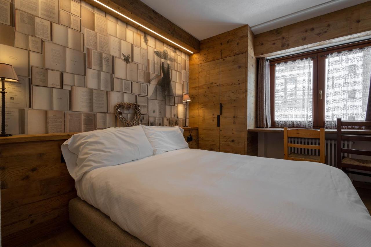 Hotel & Ristorante Serenella Breuil-Cervinia Exterior foto